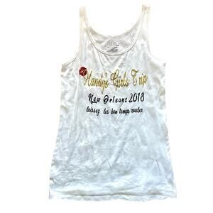 Time & Tru Graphic Tank Top